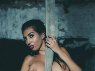 BrunetteBabe69 BrunetteBabe69